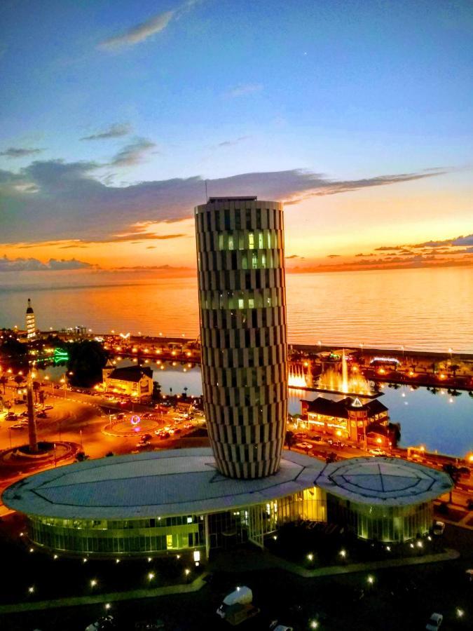 Апартамент С Видом На Море Batumi Exterior photo